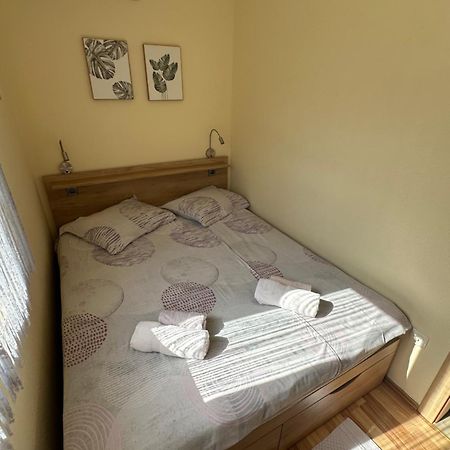 Apartmani Dora I Kati Orebić Buitenkant foto