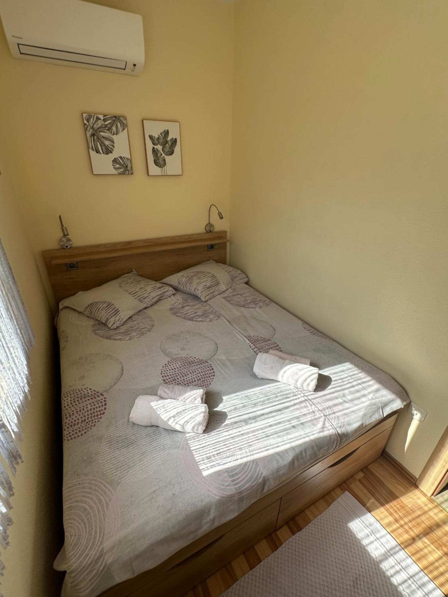 Apartmani Dora I Kati Orebić Buitenkant foto
