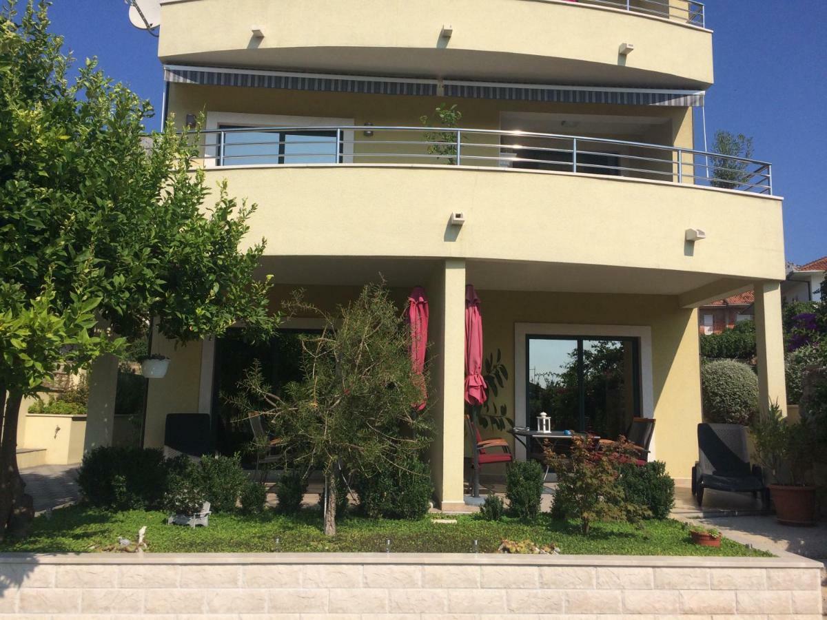 Apartmani Dora I Kati Orebić Buitenkant foto