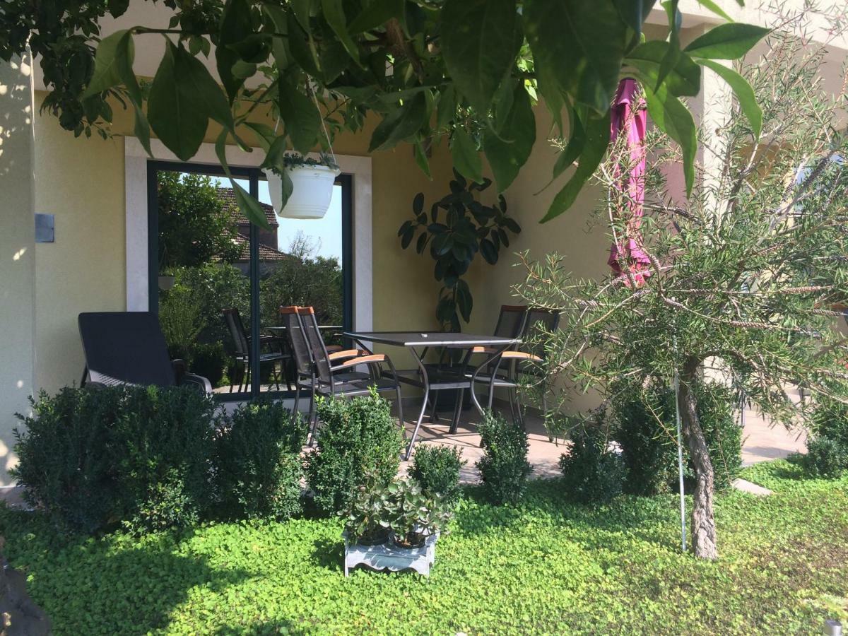 Apartmani Dora I Kati Orebić Buitenkant foto